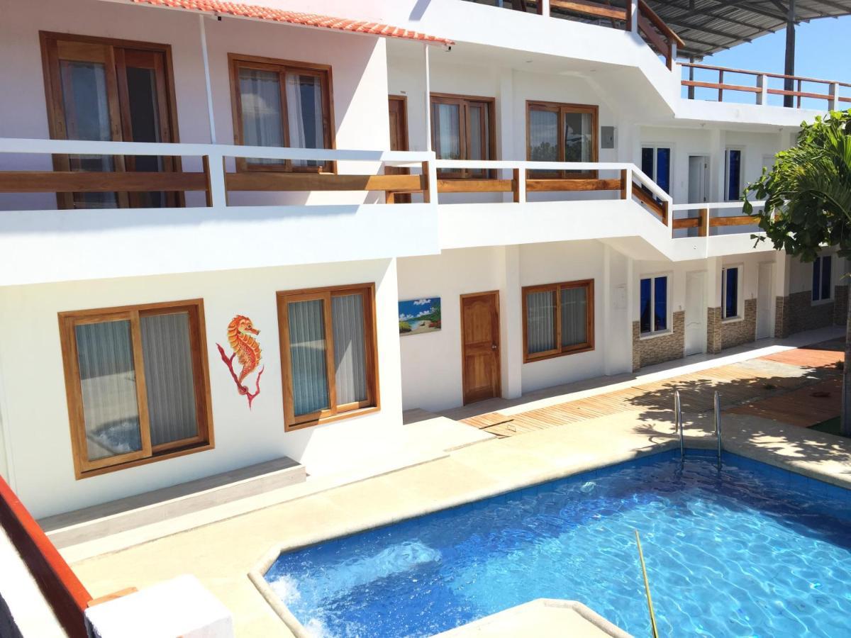 Galapagos Isabela Hotel Loja プエルト・ビジャミル エクステリア 写真