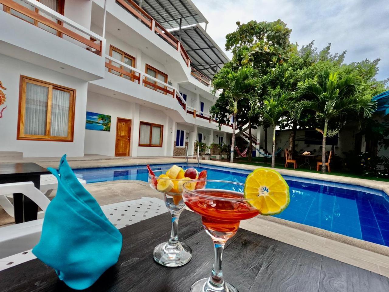 Galapagos Isabela Hotel Loja プエルト・ビジャミル エクステリア 写真