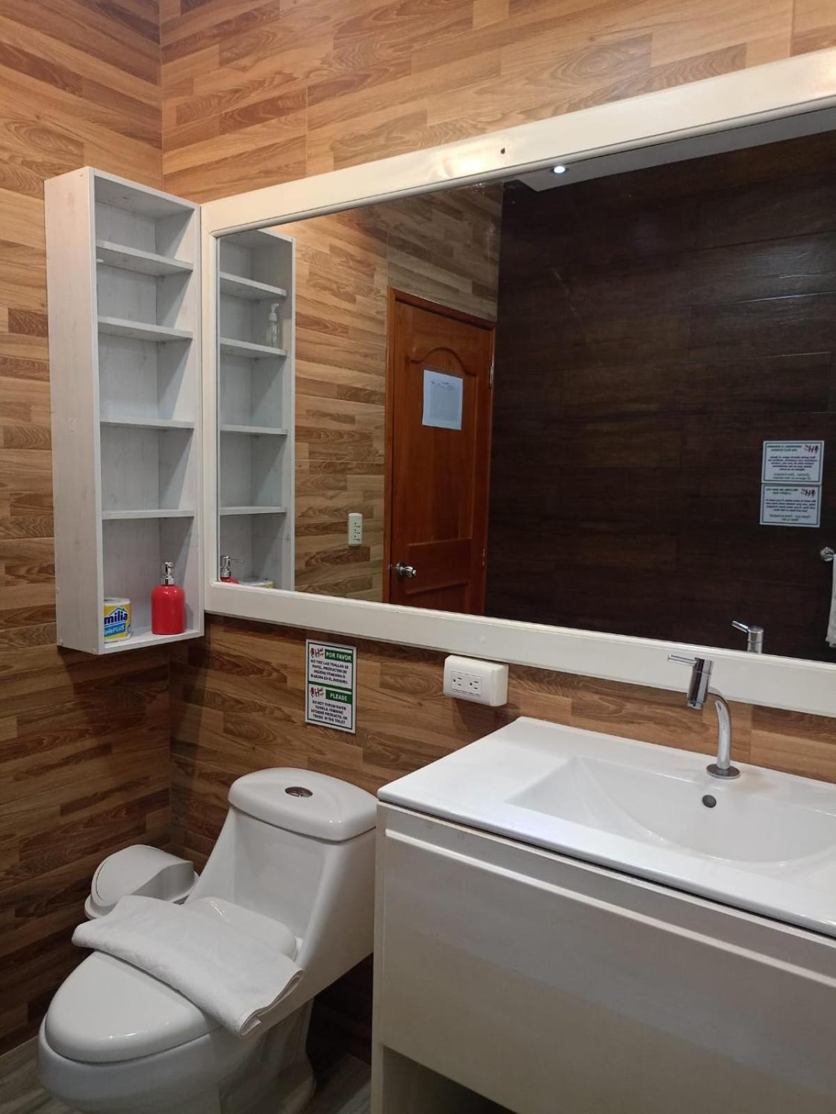 Galapagos Isabela Hotel Loja プエルト・ビジャミル エクステリア 写真