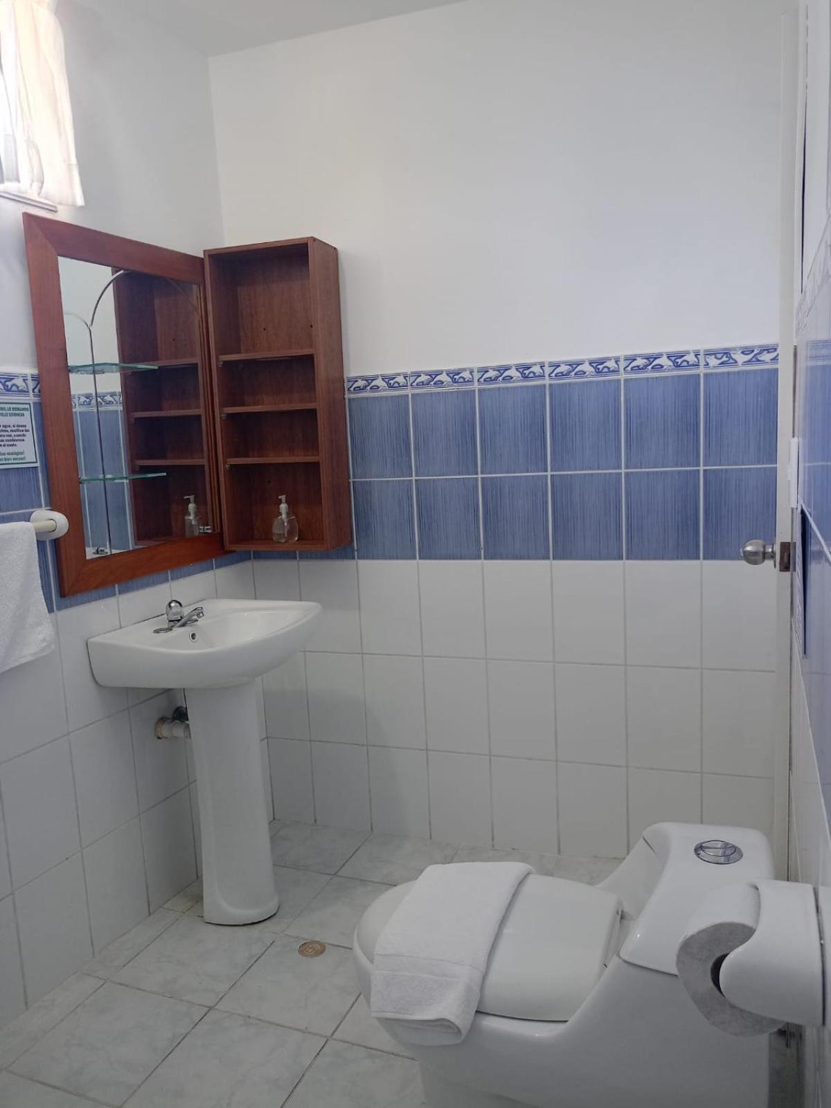 Galapagos Isabela Hotel Loja プエルト・ビジャミル エクステリア 写真